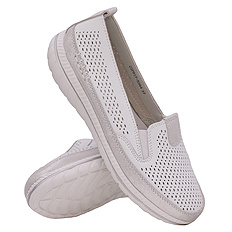 Obuwie damskie mokasyny ażurowe na gumce