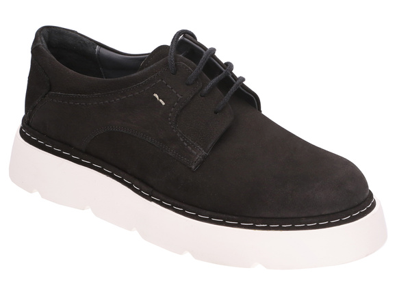 Obuwie męskie półbuty sznurowane na platformie